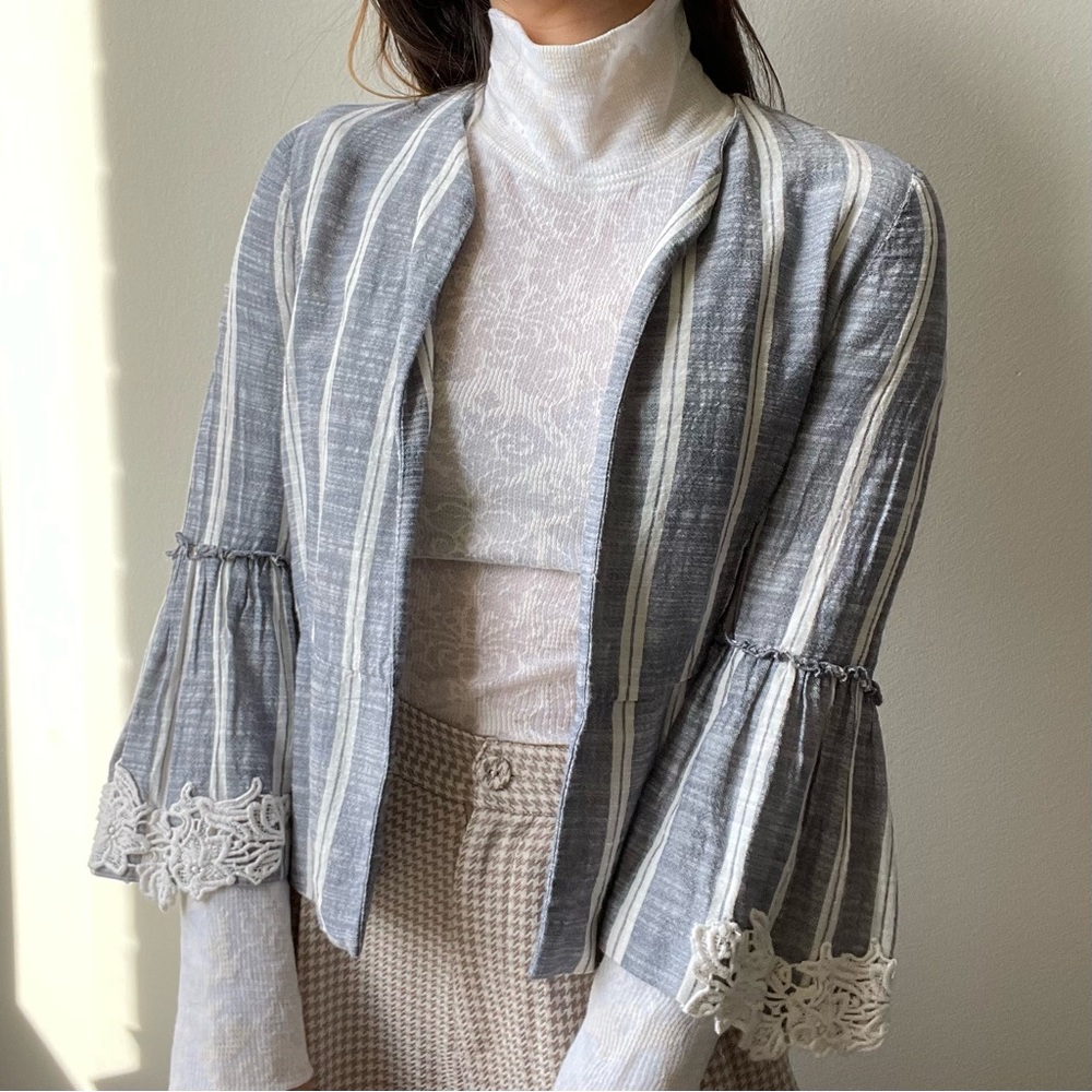 Zara Blue White Striped Embroidered Blazer Lace Long Sleeved Small S
